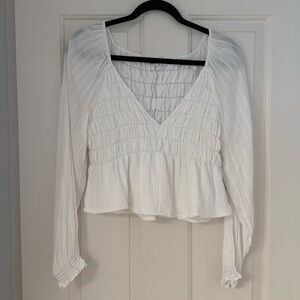 American Eagle White Long Sleeve Blouse (Like New)